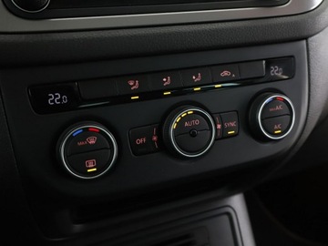 Volkswagen Tiguan I SUV Facelifting 2.0 TDI BlueMotion Technology 150KM 2015 Volkswagen Tiguan panorama klima auto navi kamera, zdjęcie 25