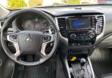 Mitsubishi L200 V Double Cab 2.4  181KM 2018 Mitsubishi L200 2.5 180 KM 2018 rok 2.4 Diesel 181KM, zdjęcie 10