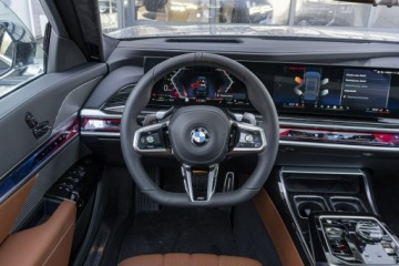 BMW Seria 7 G70 Sedan 3.0 40d 299KM 2026 BMW 740 xDrive Limuzyna - DEMO - Koła zimowe w, zdjęcie 14