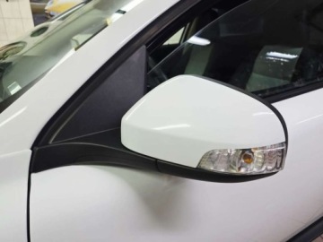 Volvo C30 Hatchback 3d Facelifting 1.6 D DRIVe 109KM 2011 Volvo C30 ___Limited White Edition___1.6D DRIVe 109KM___R-Design___ 1.6, zdjęcie 25