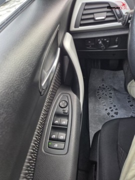 BMW Seria 1 F20-F21 Hatchback 5d 116i 136KM 2013 BMW Seria 1 1.6 Benzyna 136KM Bixenon Navi Gwarancja 1.6 Benzyna 136KM, zdjęcie 21