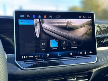 Volkswagen Passat B9 2024 Volkswagen Passat R-Line Matrix DCC Tempomat ACC Masaz Pakiety FV23, zdjęcie 23