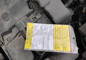 Citroen C3 II 2013 Citroen C3 2013r, 1.2 Benzyna. Uszkodzony lewy bok i lekko prawy tyl. Jezd, zdjęcie 19