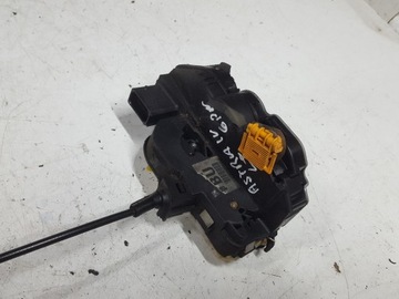 ASTRA IV J 09-15r HB ZAMEK DRZWI LEWY TYŁ 6PIN