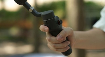 Ручной стабилизатор DJI Osmo Mobile 6