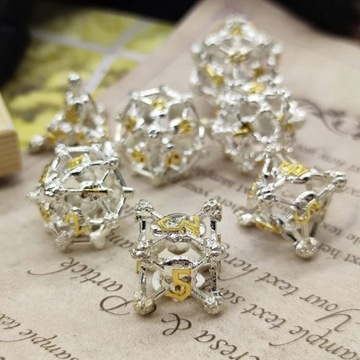 SREBRNE KATAKUMBY ZESTAW 7 METALOWYCH KOŚCI RPG