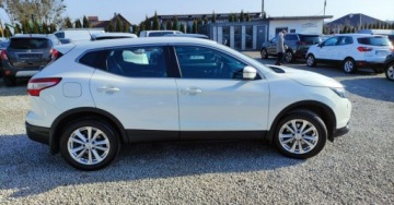 Nissan Qashqai II Crossover 1.5 dCi 110KM 2015 Nissan Qashqai 1.5DCI 110kM Led Kamera Navi Asystent Pasa Ruchu Tempomat G, zdjęcie 14
