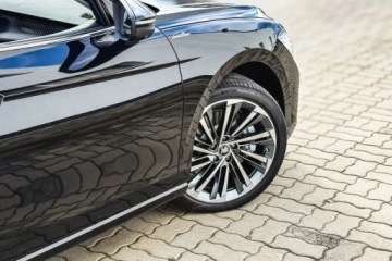 Skoda Superb IV Liftback 2.0 TSI 204KM 2026 Skoda Superb Fotele z masazem System ogrzewania CarPlay Duzy Rabat, zdjęcie 8