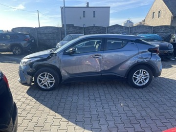 Toyota C-HR I Crossover Facelifting 1.8 Hybrid 122KM 2022 Toyota C-HR Automat Hybrid Kamera Podgrzewanie, zdjęcie 4