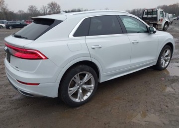 Audi Q8 SUV 3.0 55 TFSI 340KM 2019 Audi Q8 2019r., 55 Premium, 3L, od ubezpieczalni 3.0 Benzyna 340KM, zdjęcie 4