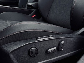 Cupra Formentor Crossover 1.5 TSI 150KM 2025 Cupra Formentor 1.5 eTSI mHEV 150 KM DSG, zdjęcie 22