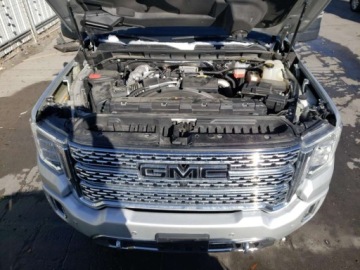  GMC Sierra K2500 Denali 2022 6.6l 6.6 Diesel 401KM, zdjęcie 6