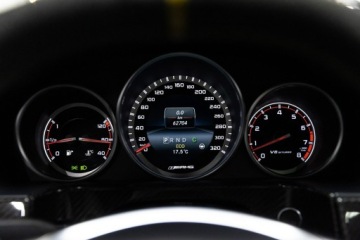 Mercedes Klasa E W212 2014 Mercedes E 63 AMG Performance Studio Special, zdjęcie 39