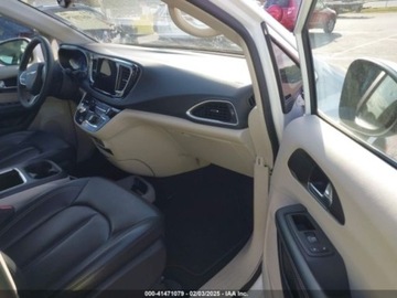 Chrysler Pacifica II 2023 Chrysler Pacifica 2023 Chrysler Pacifica Touring L FWD 3.6 Benzyna 287KM, zdjęcie 4