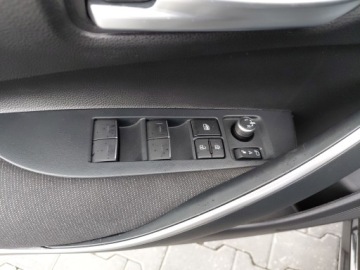 Toyota Corolla XII Sedan Facelifting 1.8 Hybrid 140KM 2023 Toyota Corolla 1.8 Hybrid Style Seria E21 (2019-), zdjęcie 19