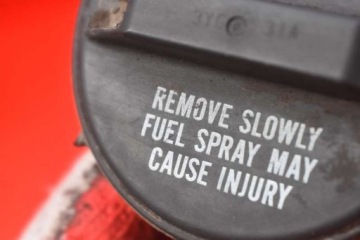 КРЫШКА ТОПЛИВНОГО БАКА SUZUKI GRAND VITARA 1 I 98-05