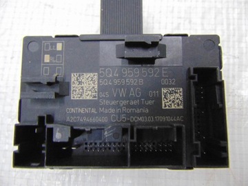 VW AUDI SKODA MODUŁ STEROWNIK DRZWI 5Q4959592E