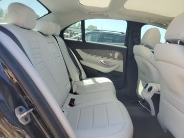Mercedes Klasa E W214 2023 Mercedes-Benz Klasa E 2023r., 2.0L 2.0 Benzyna 255KM, zdjęcie 8