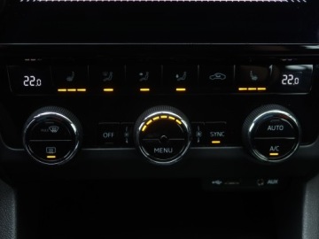 Skoda Octavia III Kombi Facelifting 2.0 TDI 150KM 2017 Skoda Octavia 2.0 TDI, Salon Polska, Serwis ASO, zdjęcie 15