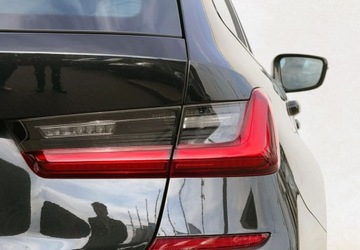 BMW Seria 3 G20-G21 Touring 2.0 320d 190KM 2022 BMW Seria 3 320d 190km M Pakiet HeadUp Kamera cofania Kola 19 cali Alcanta, zdjęcie 6