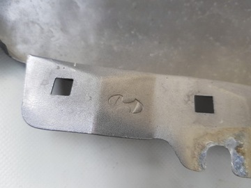 BLATNÍK PRAVÝ PŘEDNÍ HYUNDAI H-1 H1 H-300 2007-