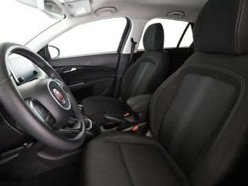 Fiat Tipo II Station Wagon 1.4 95KM 2018 Fiat Tipo navi kamera klima tempomat, zdjęcie 12