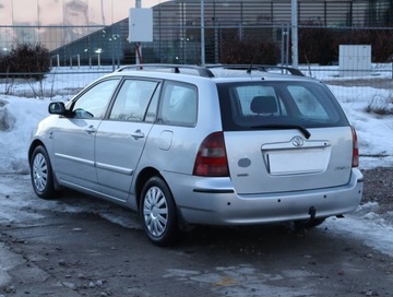 Toyota Corolla IX (E12) Kombi 2.0 D-4D 90KM 2004 Toyota Corolla 2.0 D-4D, Salon Polska, HAK, Klima, zdjęcie 3