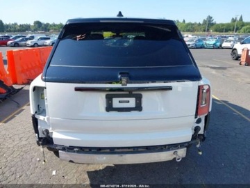 Rolls-Royce 2021 Rolls-Royce Cullinan 2021 6.7l 6.7 Benzyna 563KM, zdjęcie 4