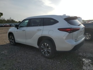 Toyota Highlander III 2021 Toyota Highlander 2021 TOYOTA HIGHLANDER HYBRID XLE 2.5 Hybryda 243KM, zdjęcie 2