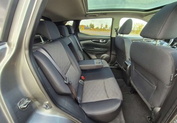 Nissan Qashqai II Crossover 1.2 DIG-T 115KM 2014 Nissan Qashqai Nissan Qashqai 1.2 DIG-T N-Vision 1.2 Benzyna 115KM, zdjęcie 21