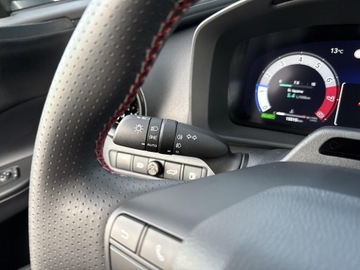 Toyota C-HR II SUV 2.0 Hybrid Dynamic Force 197KM 2024 Toyota C-HR 2.0 Hybrid GR Sport C-HR GR SPORT 2.0, zdjęcie 20