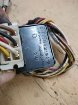 PŘEPÍNAČ STĚRAČE BOSCH FIAT 125 500 CITROEN