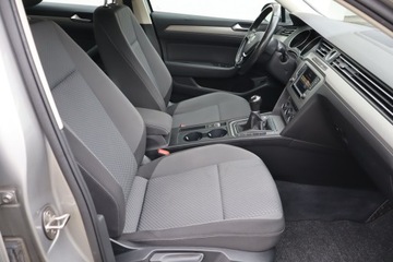 Volkswagen Passat B8 Limousine 1.4 TSI BlueMotion Technology 125KM 2016 VW Passat 1.4 TSI, Salon Polska, Navi, Klima, zdjęcie 8