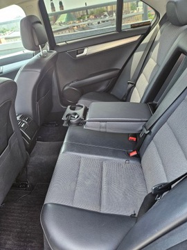 Mercedes Klasa C W204 Limuzyna 3.0 350 CDI BlueEFFICIENCY 231KM 2012 MERCEDES-BENZ KLASA C (W204) C 300 CDI 4-matic 231 KM, zdjęcie 9