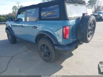 Ford Bronco V 2022 Ford Bronco Black Diamond, 2022r., 4x4, 2.3L 2.3 Benzyna 275KM, zdjęcie 3