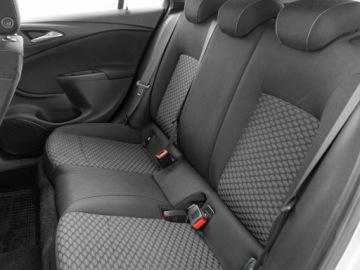 Opel Astra K Sportstourer Facelifting 1.2 Turbo 130KM 2021 Opel Astra GD248YV#1.2 T Edition 2 stref klima, zdjęcie 23