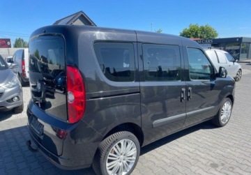 Fiat Doblo III Van 1.6 Multijet 16v 105KM 2010 Fiat Doblo 1.6 DIESEL ,BEZWYPADEK ,niski pot przebieg ,klima sprawna 1.6, zdjęcie 1