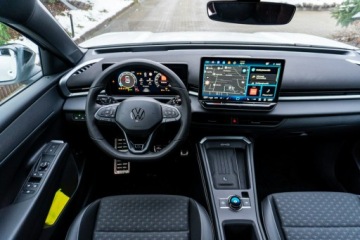 Volkswagen T-Roc I SUV Facelifting 1.5 TSI ACT 150KM 2026 Volkswagen T-Roc R-Line 1.5 eTSI 150 KM DSG Zamów, zdjęcie 23