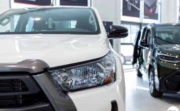 Toyota Hilux VIII Pojedyncza kabina Facelifting 2.4 D-4D 150KM 2024 Toyota Hilux Toyota Hilux 2.4 D-4D Double Cab DLX 4x4 2.4 Diesel 150KM, zdjęcie 3