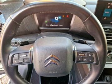 Citroen C4 III SUV 1.5 BlueHDi 131KM 2021 Citroen C4 Hed-Up. Automat. Asystent pasa, zdjęcie 18