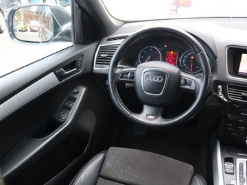 Audi Q5 I SUV 2.0 TDI 170KM 2011 Audi Q5 2.0 TDI, 167 KM, 4X4, Automat, Skóra, zdjęcie 6