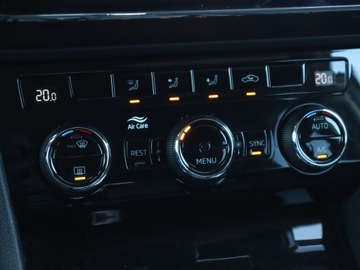 Skoda Superb III Liftback 2.0 TDI 150KM 2018 Skoda Superb 2.0 TDI, Salon Polska, Automat, Navi, zdjęcie 17