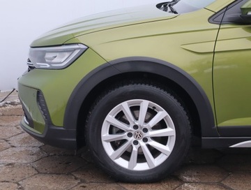 Volkswagen Taigo 1.0 TSI 110KM 2022 VW Taigo 1.0 TSI, Salon Polska, Serwis ASO, Klima, zdjęcie 12