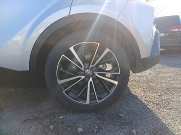 Toyota C-HR II SUV 2.0 Hybrid Dynamic Force 197KM 2024 Toyota C-HR 2.0 Hybrid Executive 2.0 Hybrid Execut, zdjęcie 27