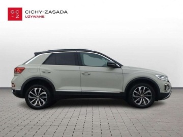 Volkswagen T-Roc I SUV Facelifting 1.5 TSI ACT 150KM 2022 Volkswagen T-Roc 1.5 TSI 150KM Style DSG Grzane FoteleVirtualAndroidSalon, zdjęcie 5