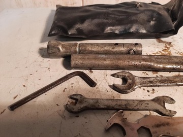 KLUCZE SERWISOWE YAMAHA YZF 1000 THUNDERACE