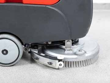 GHIBLI WINNER СКРУББЕР НОВЫЕ АККУМУЛЯТОРЫ SONNENSCHEIN 6900 нетто