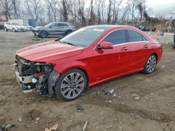 Mercedes CLA C118/X118 2019 Mercedes-Benz CLA 2019 r., 2,0L 250 4MATIC 2.0 Benzyna 208KM, zdjęcie 2