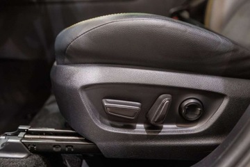 Toyota C-HR II 2023 Toyota C-HR 2.0 Hybrid Dynamic Force Executive Premiere Edition AWD 2.0, zdjęcie 23