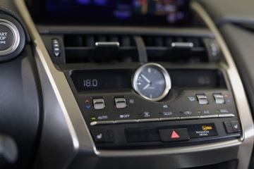 Lexus NX I SUV Facelifting 300 238KM 2018 Lexus NX 300 Elegance AWD 2.0 Benzyna 238KM, zdjęcie 27